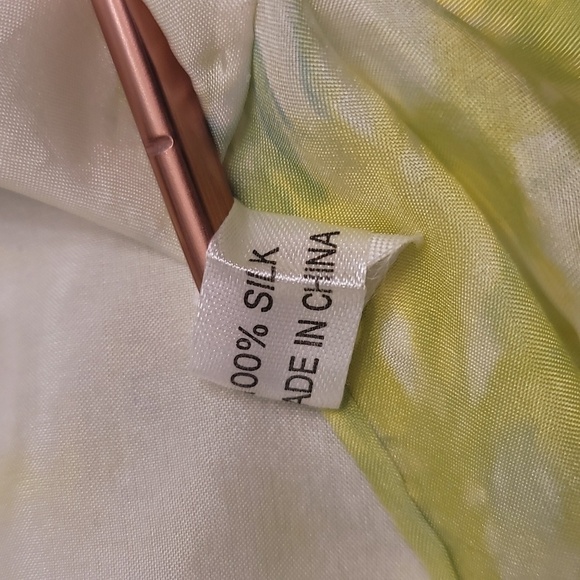 Boston Wool Works 100% Silk Tie-Dye Infinity Scarf Yellow And Green - Picture 5 of 5